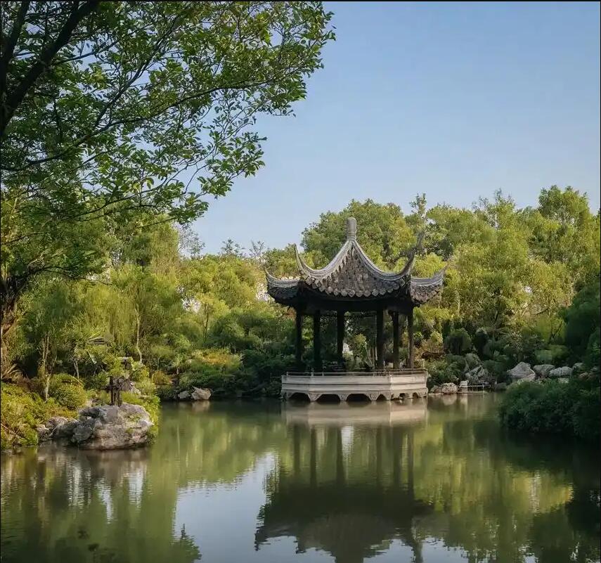 怒江从容餐饮有限公司